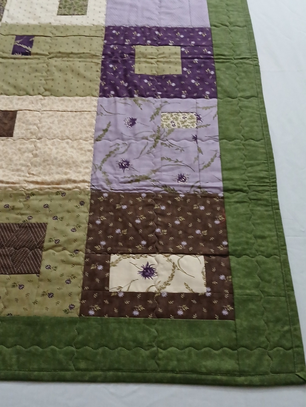 Homemade Botanical Quilt - Picture 8 of 16
